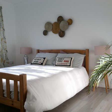 Two Bedroom London Luxury Apartment Bagian luar foto