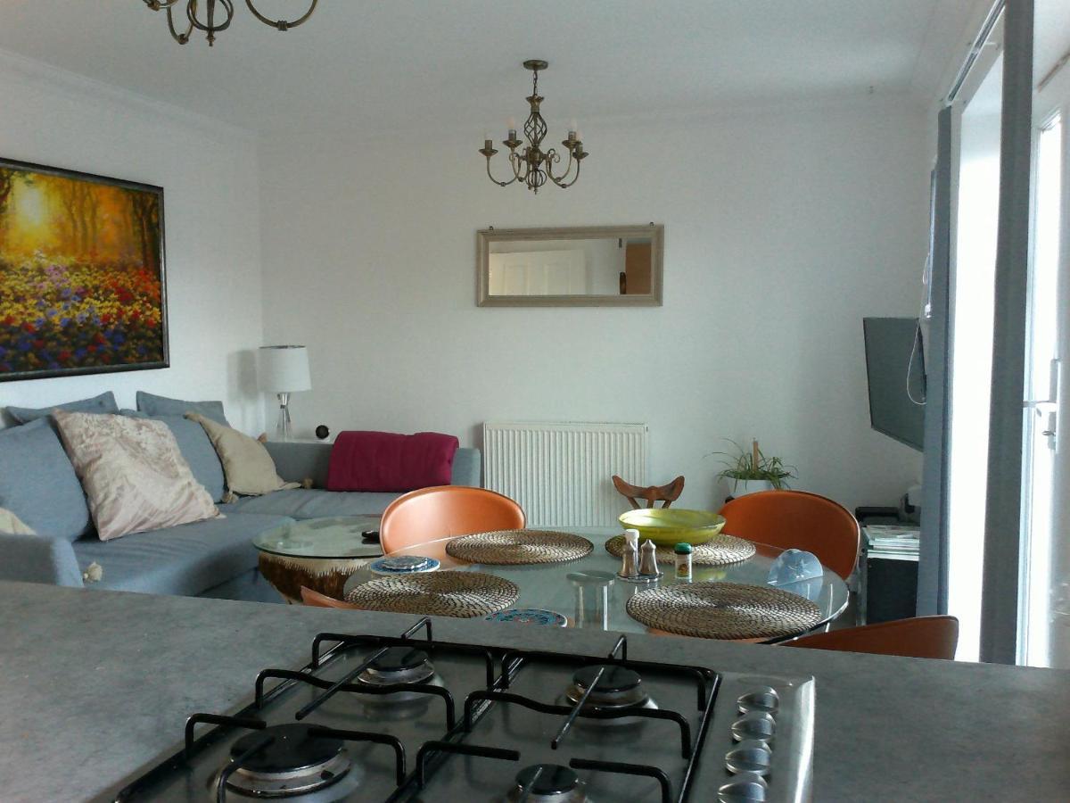 Two Bedroom London Luxury Apartment Bagian luar foto