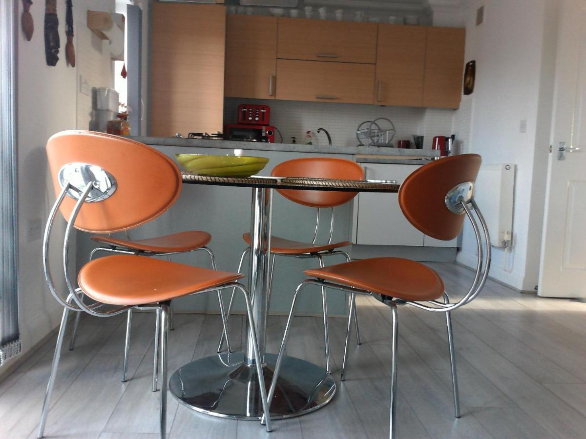 Two Bedroom London Luxury Apartment Bagian luar foto