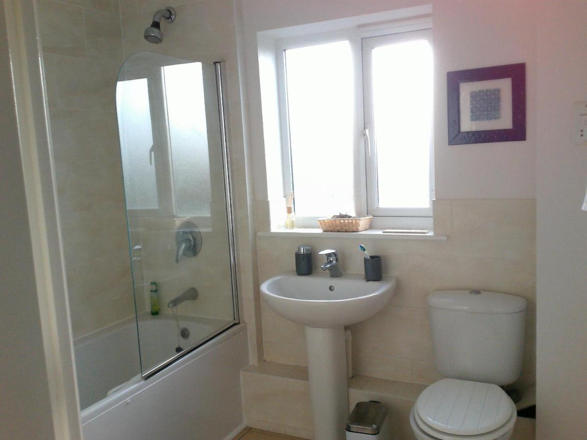 Two Bedroom London Luxury Apartment Bagian luar foto